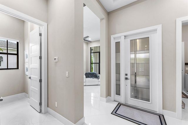 13042 Artisan Circle, Palm Beach Gardens, FL 33418