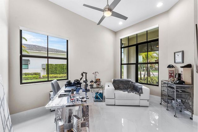 13042 Artisan Circle, Palm Beach Gardens, FL 33418