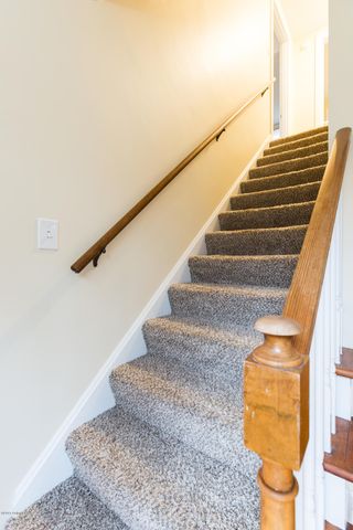 3607 St Germaine Ct, Louisville, KY 40207