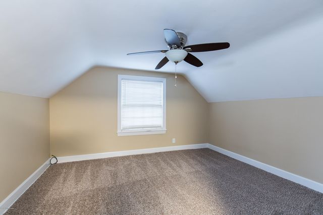 3607 St Germaine Ct, Louisville, KY 40207