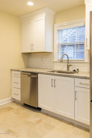 3607 St Germaine Ct, Louisville, KY 40207