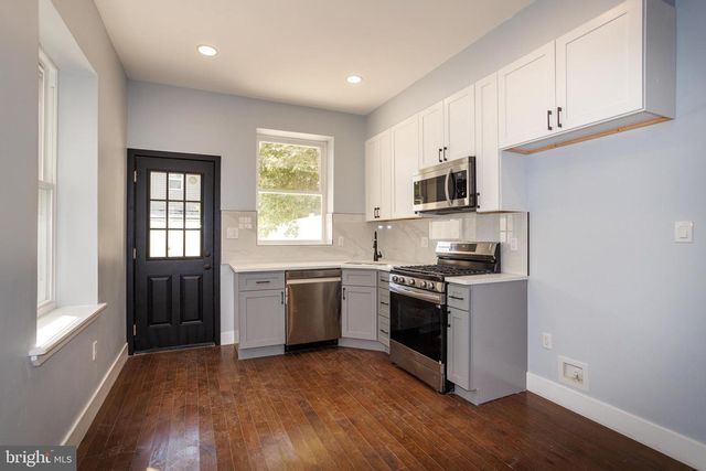 1252 S 28TH ST, Philadelphia, PA 19146