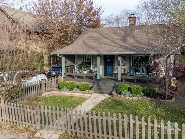51 Mildred Avenue, Asheville, NC 28806