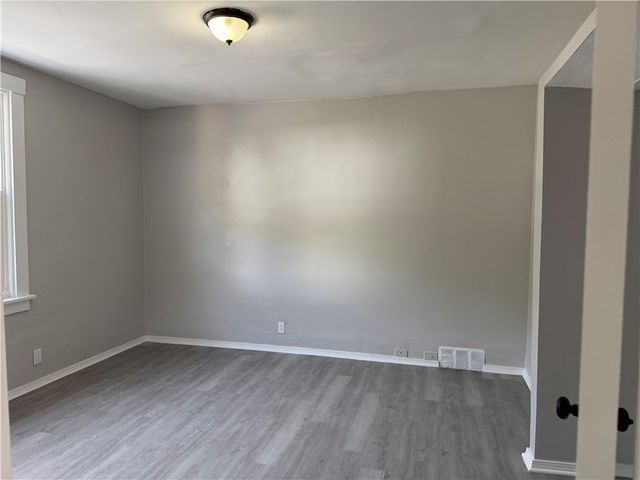 1219 Woodward Ave, Stowe Twp, PA 15136
