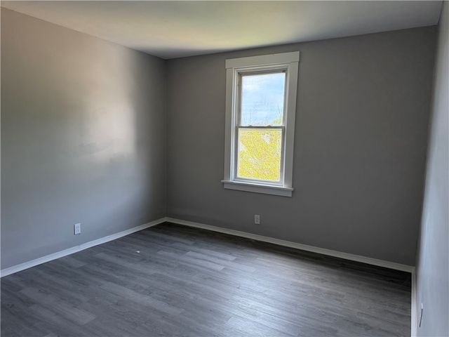 1219 Woodward Ave, Stowe Twp, PA 15136