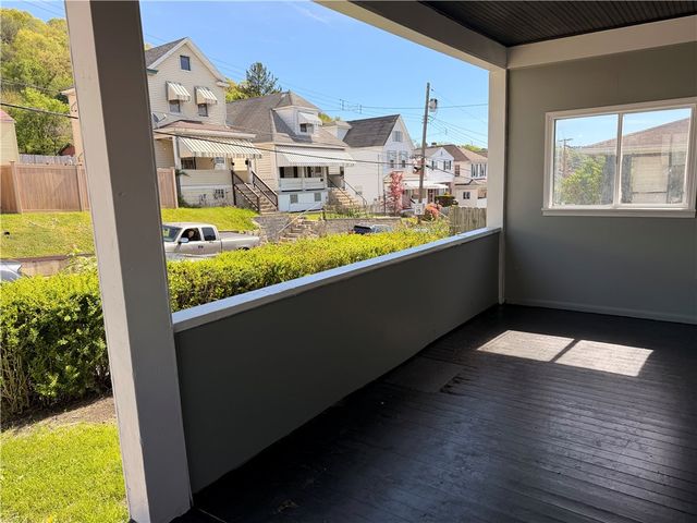 1219 Woodward Ave, Stowe Twp, PA 15136