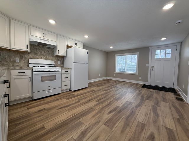 3325 9th Street, Muskegon Heights City, MI 49444