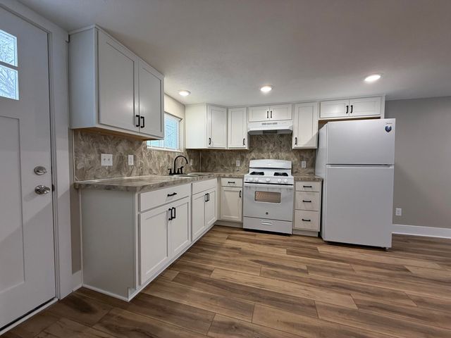 3325 9th Street, Muskegon Heights City, MI 49444