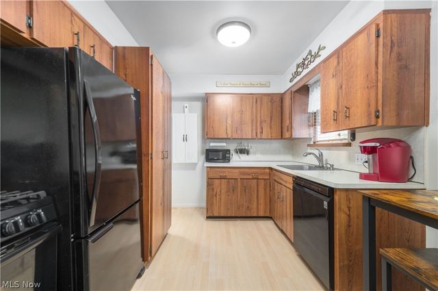 30414 Mildred Drive, Willowick, OH 44095