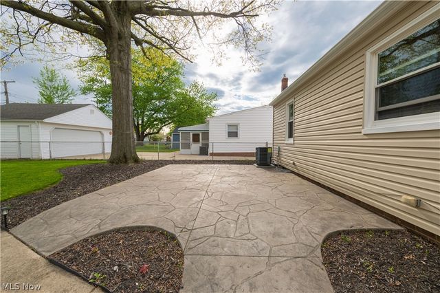 30414 Mildred Drive, Willowick, OH 44095