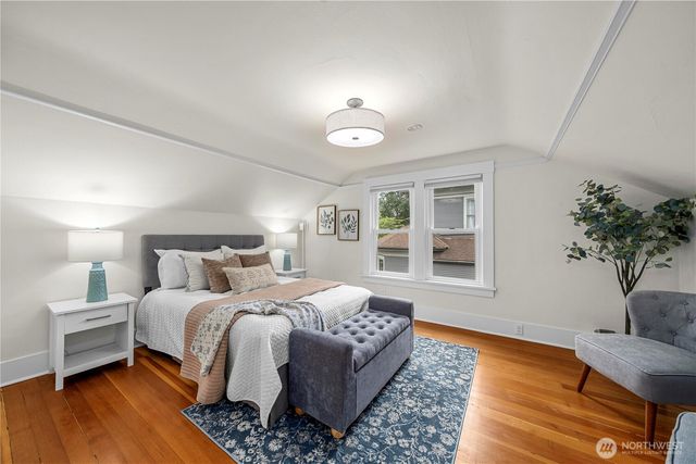 1509 4th Avenue W, Seattle, WA 98119