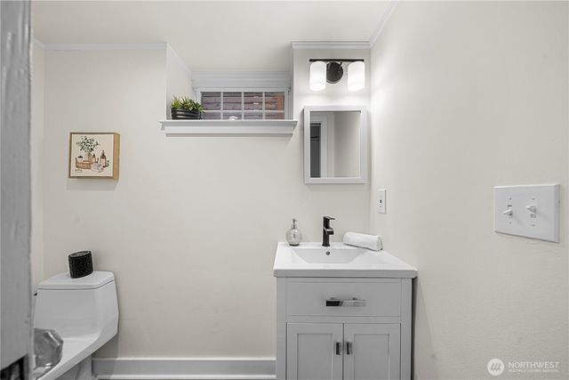 1509 4th Avenue W, Seattle, WA 98119