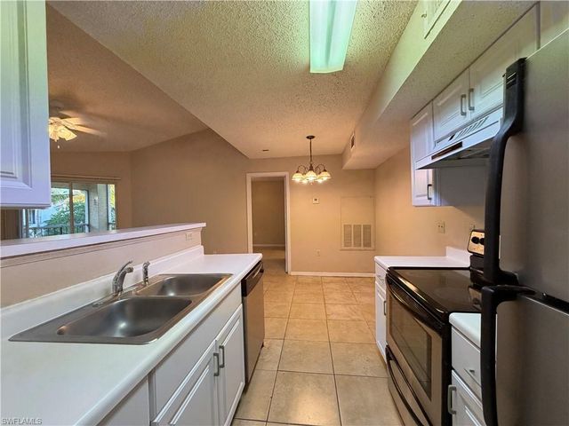 12561 Equestrian CIR # 804, Fort Myers, FL 33907