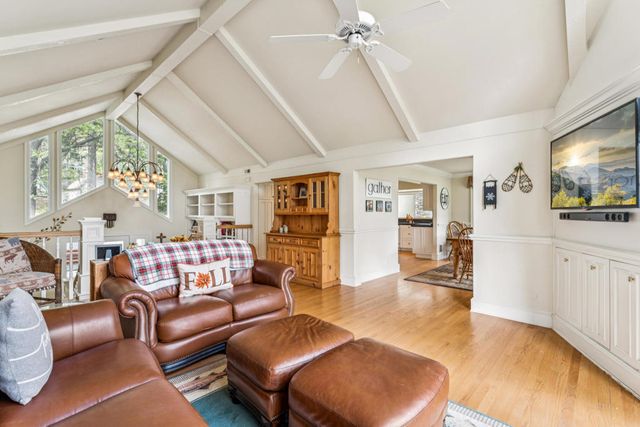 653 Brentwood Drive, Lake Arrowhead, CA 92352