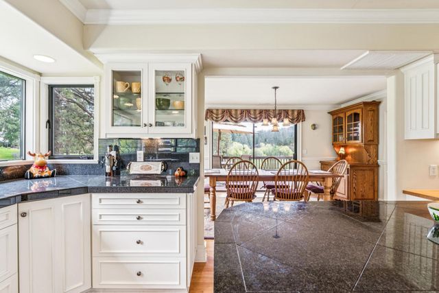 653 Brentwood Drive, Lake Arrowhead, CA 92352