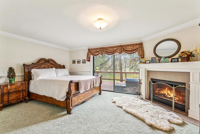 653 Brentwood Drive, Lake Arrowhead, CA 92352