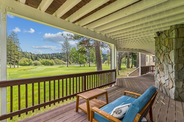 653 Brentwood Drive, Lake Arrowhead, CA 92352