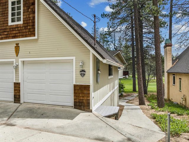 653 Brentwood Drive, Lake Arrowhead, CA 92352