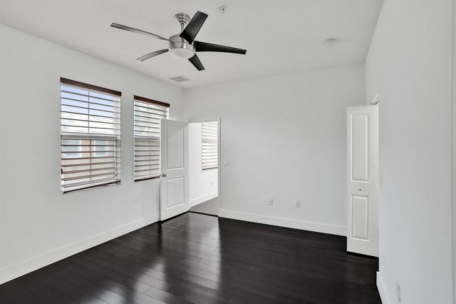 12662 NW 32nd Place, Sunrise, FL 33323