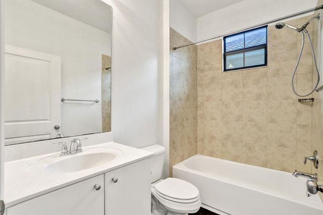 12662 NW 32nd Place, Sunrise, FL 33323