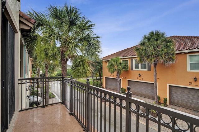 12662 NW 32nd Place, Sunrise, FL 33323