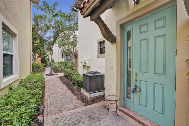12662 NW 32nd Place, Sunrise, FL 33323