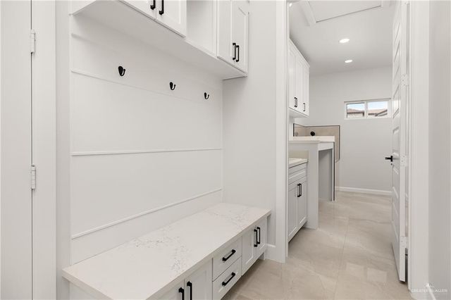 9906 N 23rd Lane, Mcallen, TX 78504