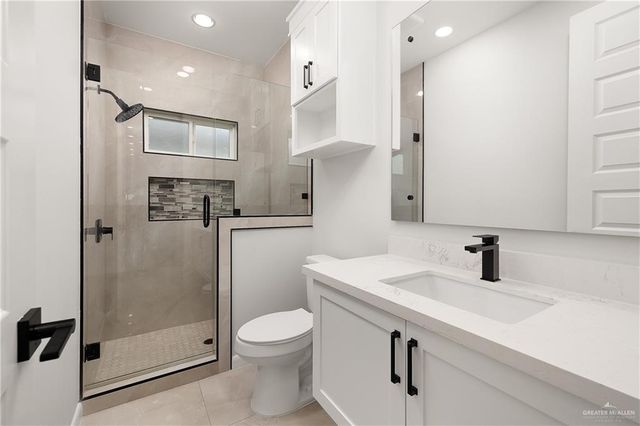 9906 N 23rd Lane, Mcallen, TX 78504