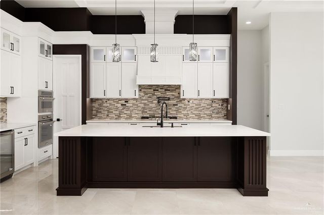 9906 N 23rd Lane, Mcallen, TX 78504