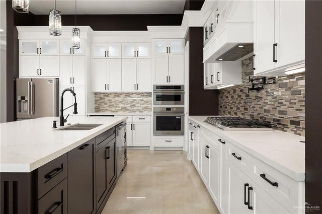 9906 N 23rd Lane, Mcallen, TX 78504