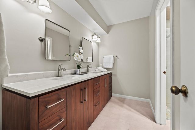 3602 E Creek Club Drive, Missouri City, TX 77459