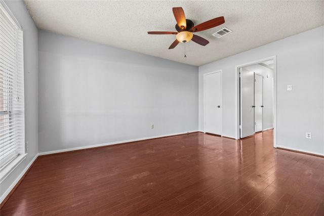 3602 E Creek Club Drive, Missouri City, TX 77459