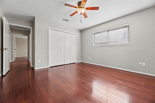 3602 E Creek Club Drive, Missouri City, TX 77459