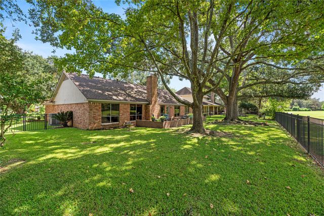 3602 E Creek Club Drive, Missouri City, TX 77459