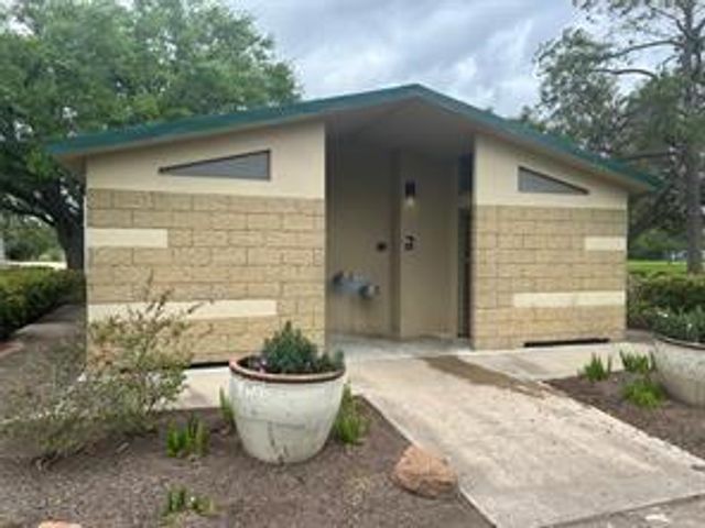 3602 E Creek Club Drive, Missouri City, TX 77459