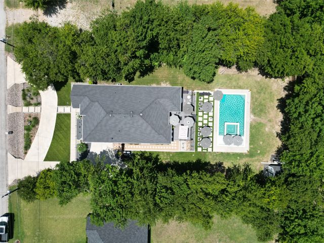 1635 Frederick Street, Lancaster, TX 75134