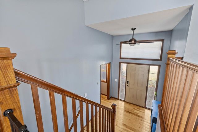 3016 9th St NW, Minot, ND 58703