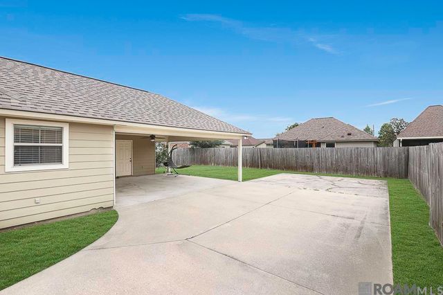 40474 Bailey Dr, Gonzales, LA 70737