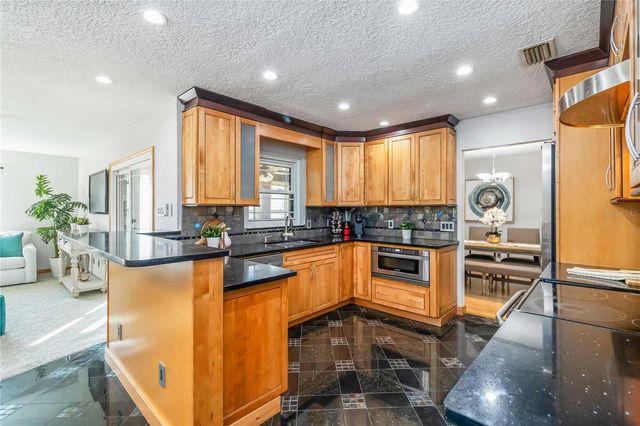 903 S ATMORE CIRCLE, Deltona, FL 32725