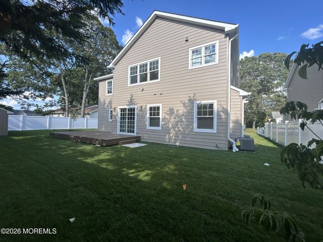 1315 Thomas Street, Point Pleasant, NJ 08742