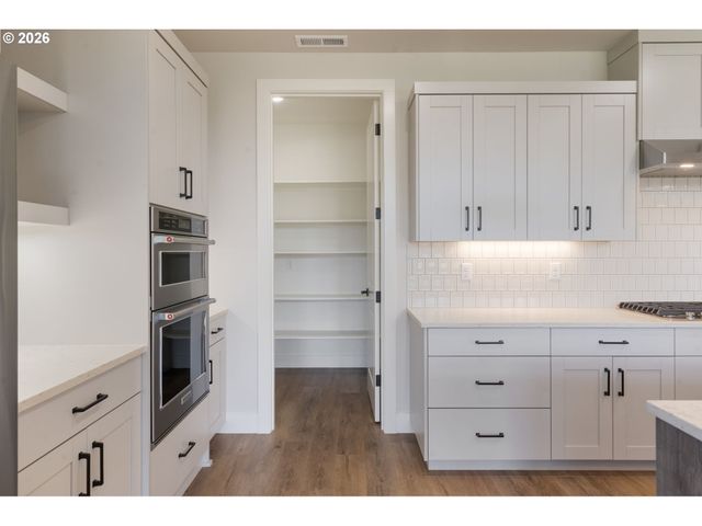 3517 N 11TH Cir, Ridgefield, WA 98642