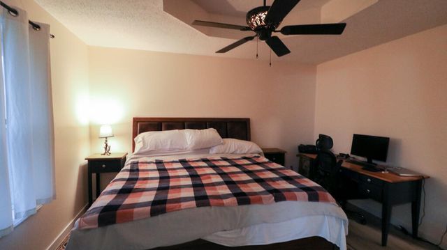 3344 S Meadowlark Avenue, Springfield, MO 65807