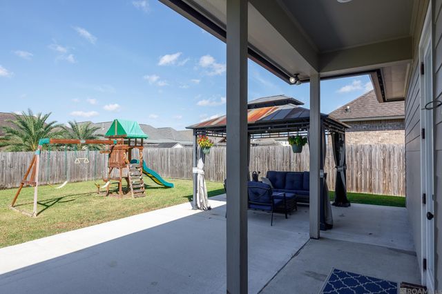 16415 Anna Belle Dr, Prairieville, LA 70769