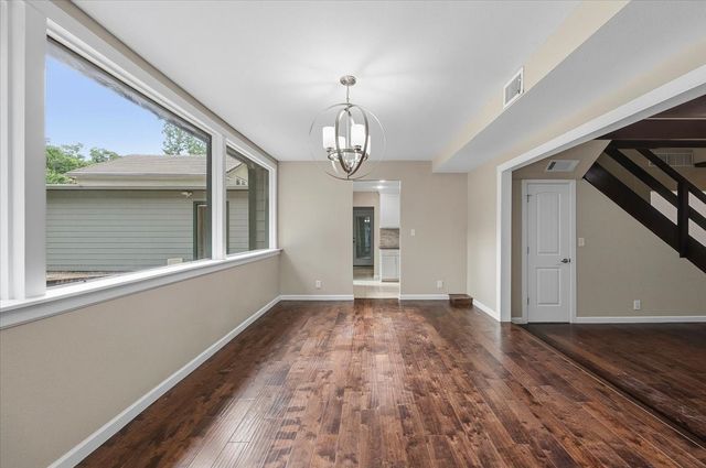 401 N Bailey Avenue, Fort Worth, TX 76107