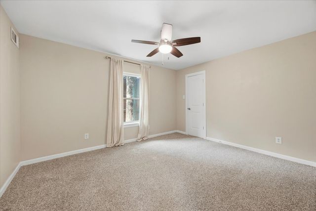 401 N Bailey Avenue, Fort Worth, TX 76107