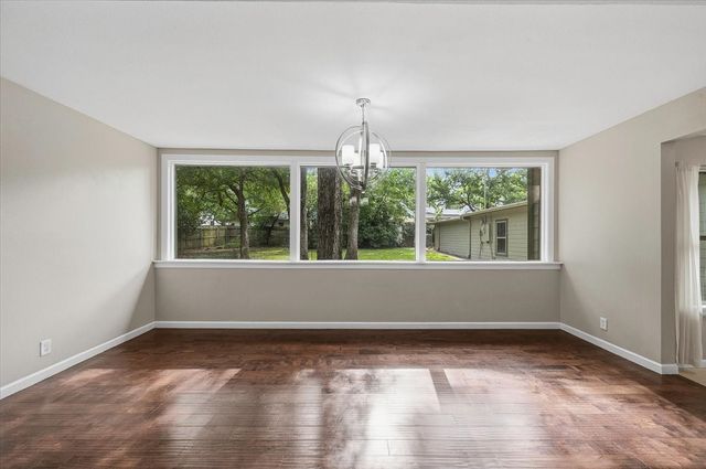 401 N Bailey Avenue, Fort Worth, TX 76107