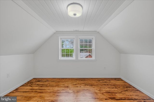 151 S LAUREL AVE, Berkeley Springs, WV 25411