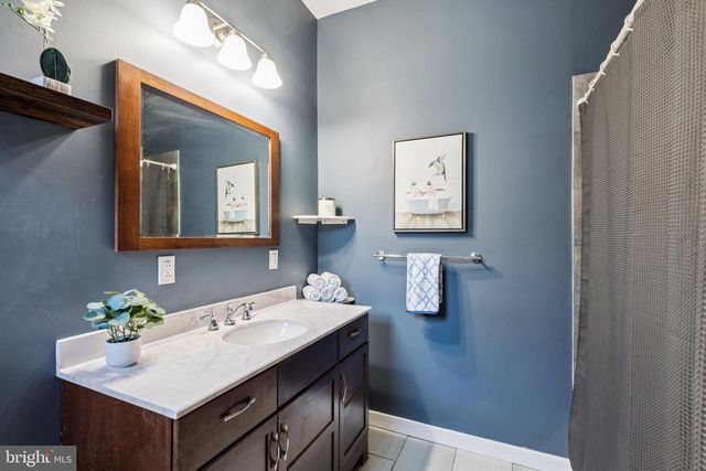 2617 ASPEN ST, Philadelphia, PA 19130