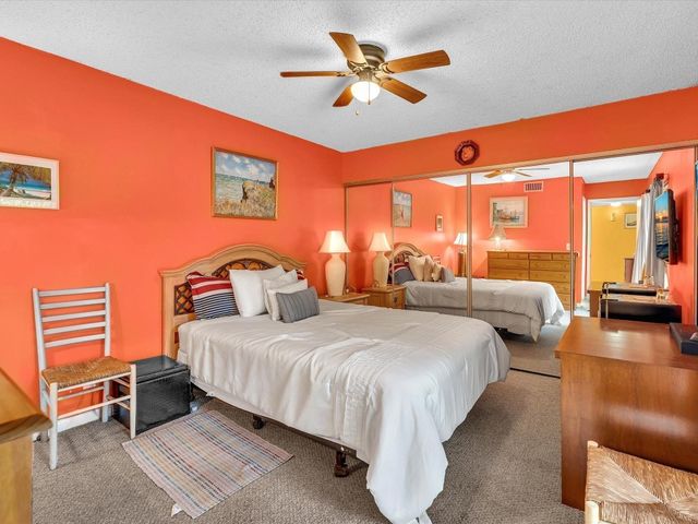 3975 Village Drive B, Delray Beach, FL 33445