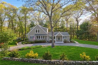 102 Woodbine Road, South Kingstown, RI 02879